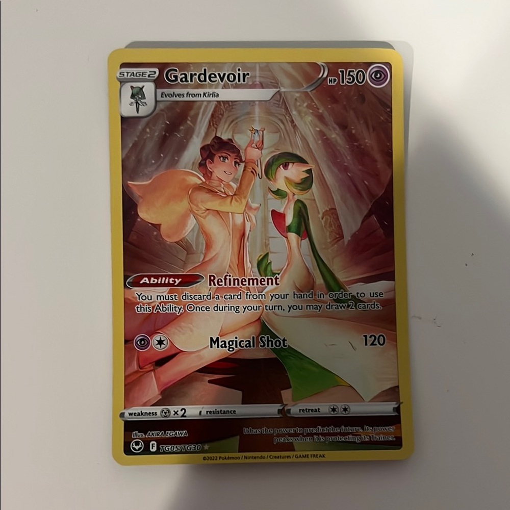 Pokemon Trading Card - Gardevoir with Red and Green